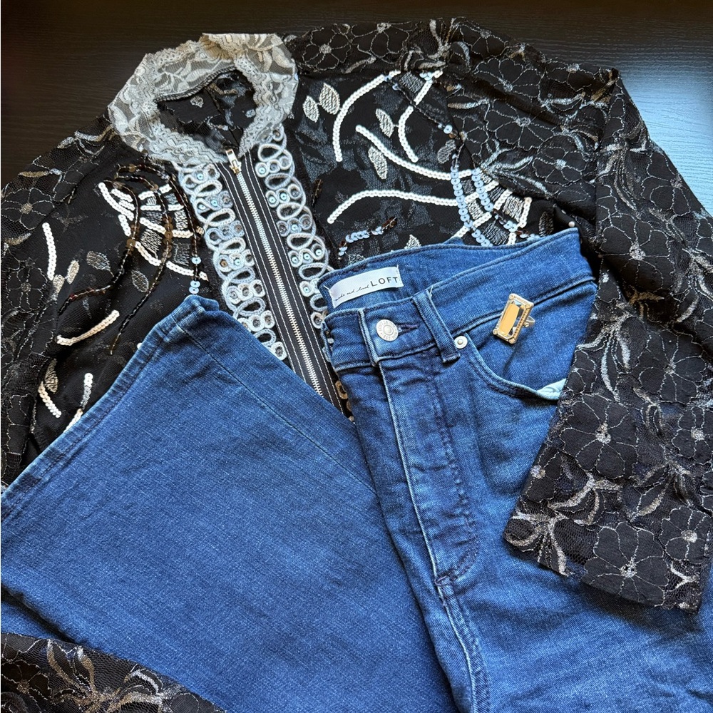 LOFT High Rise Slim Flare Jeans Size 25 Dark Wash Stretch Denim - Picture 3 of 12